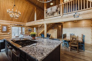 Interior - Large Riverfront Home for Multi Family Groups (Pagosa Springs)