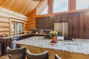Fridge, microwave, oven, stovetop - Large Riverfront Home for Multi Family Groups (Pagosa Springs)