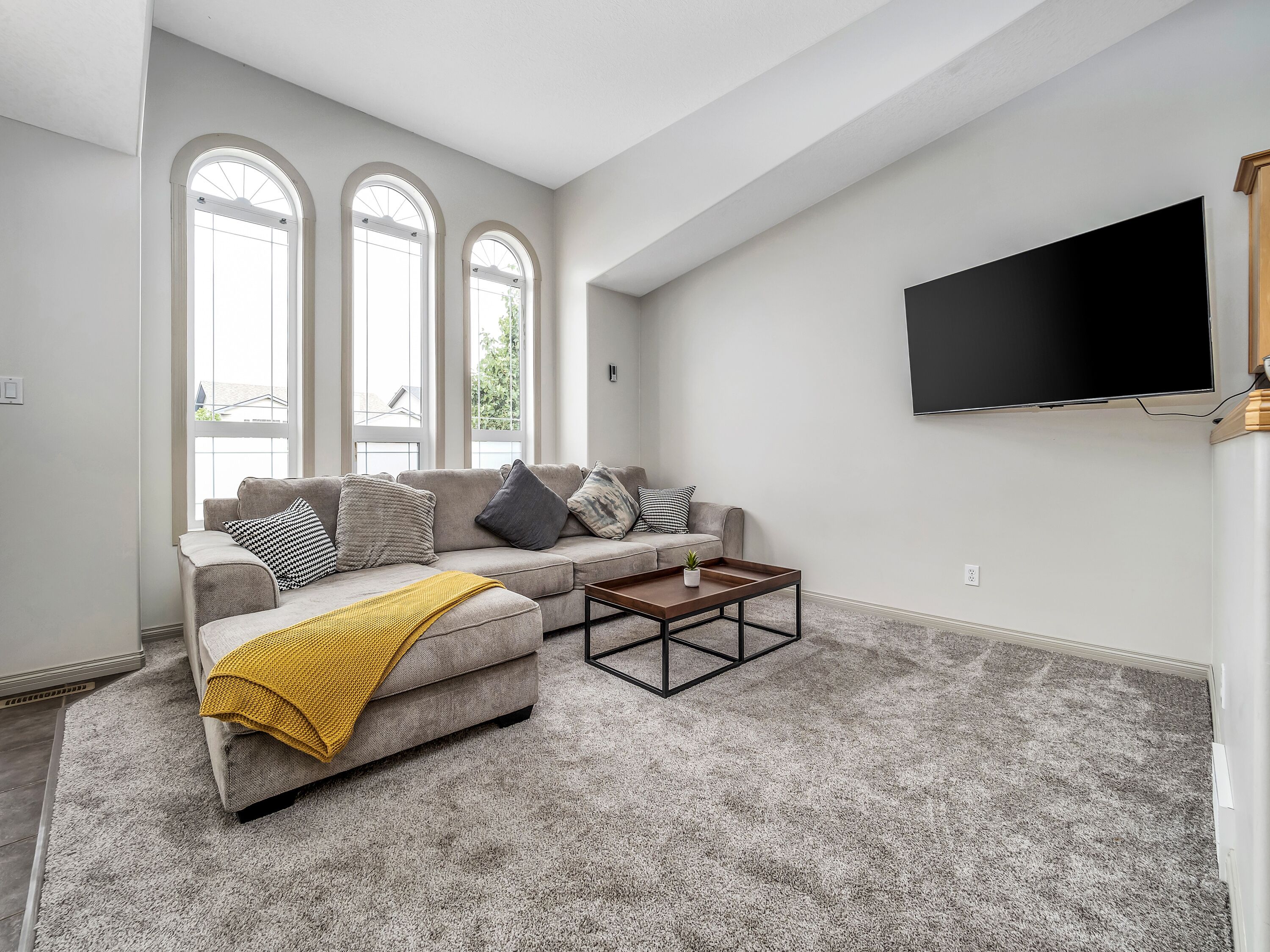 Cozy family friendly home in west Lethbridge