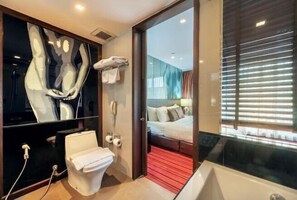 1 bilik tidur, ruang kerja komputer riba, Wi-fi percuma, cadar katil 