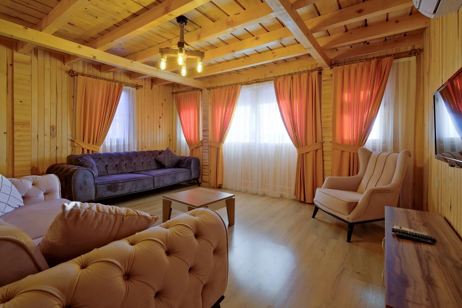 Luxury villa with private pool and jacuzzi