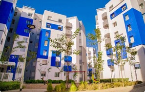Apartment, 2 Bedrooms, Accessible, Smoking | Exterior