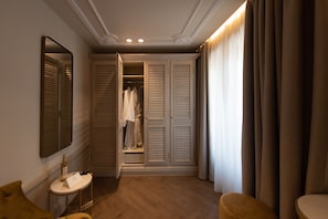 Dobbeltrom – deluxe, 1 kingsize-seng | Italienske Frette-laken og sengetøy av topp kvalitet