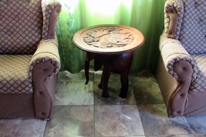 Bungalow, 1 Bedroom, Balcony, Garden View | Living area