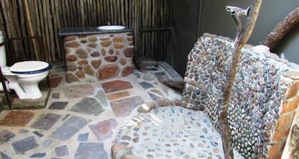 Two Bedroomed Bush-tent on the Klaserie River, With Free Lion Hyena Sounds