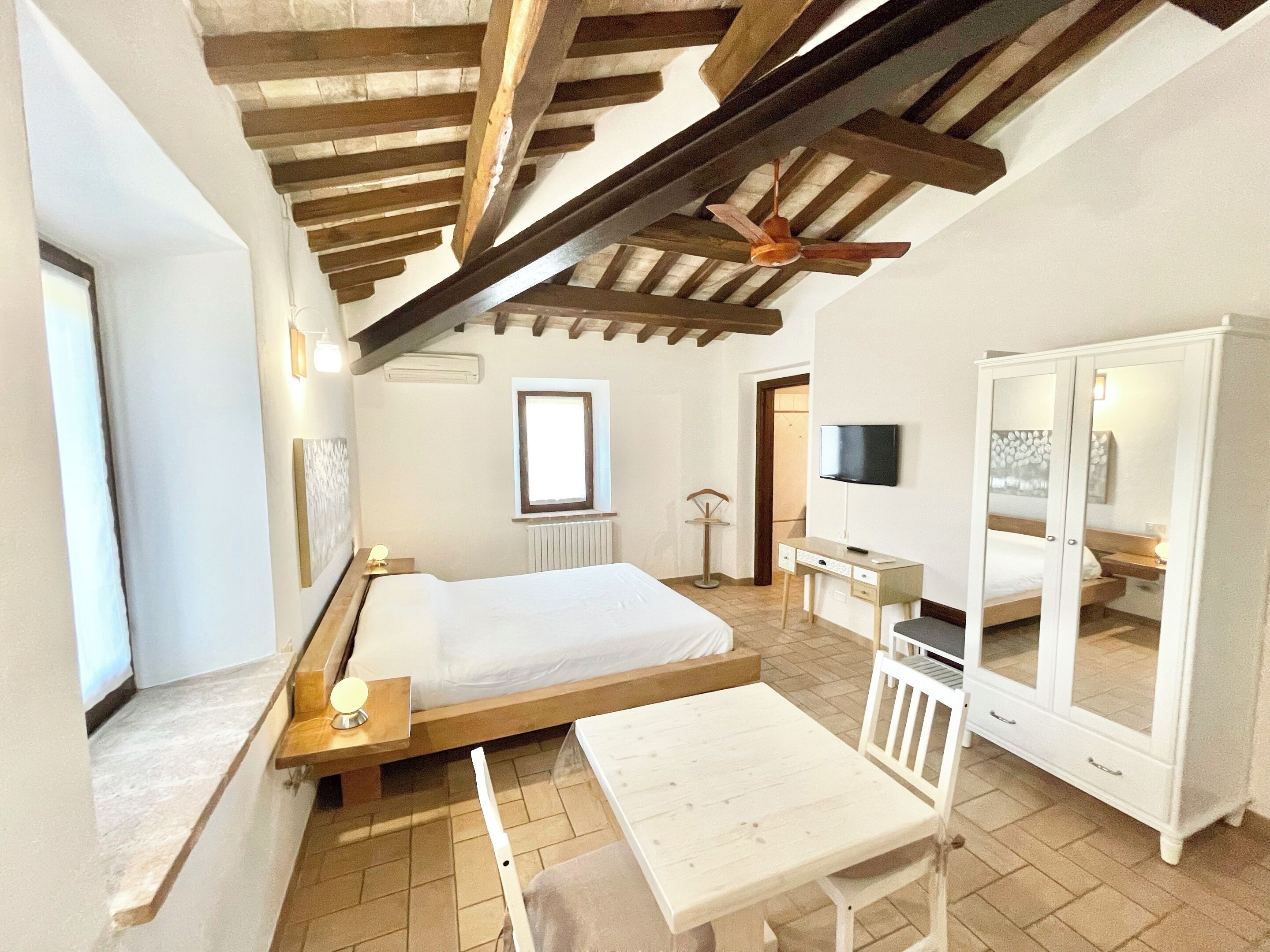 5 bedrooms