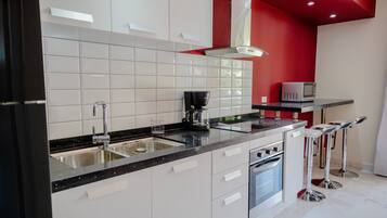 Departamento, 1 habitación, con acceso para personas discapacitadas, patio | Interior
