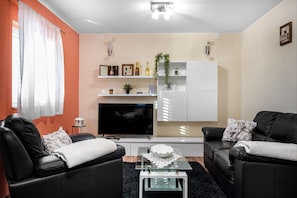 Apartamento, 2 quartos, para fumantes, sacada | Comodidades do quarto