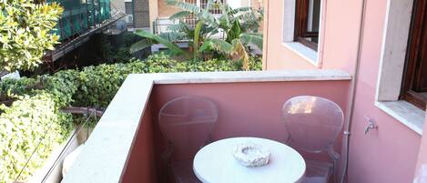 Appartamento, 2 camere da letto, fumatori, terrazzo | Balcone