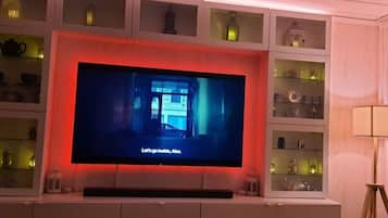 Villa, 4 Bedrooms, Sauna | Room amenity