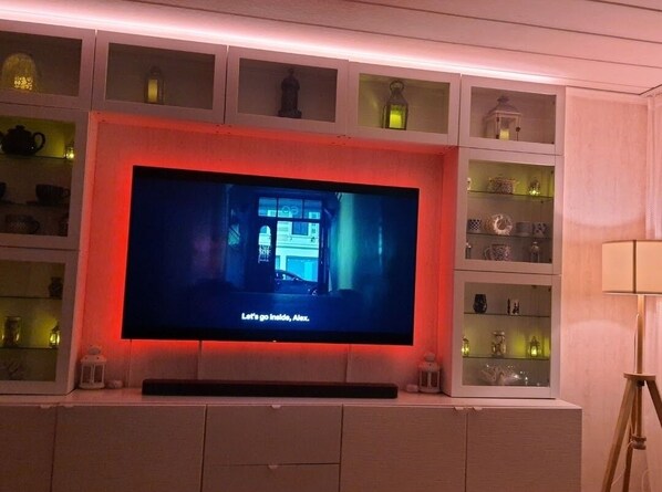 Villa, 4 Bedrooms, Sauna | Room amenity