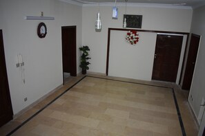 Lounge - Neelum Guest House (Mekhtar)