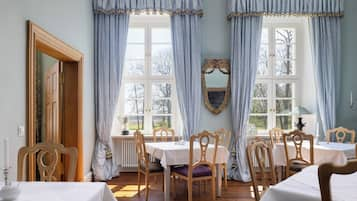 Restauration dans la chambre