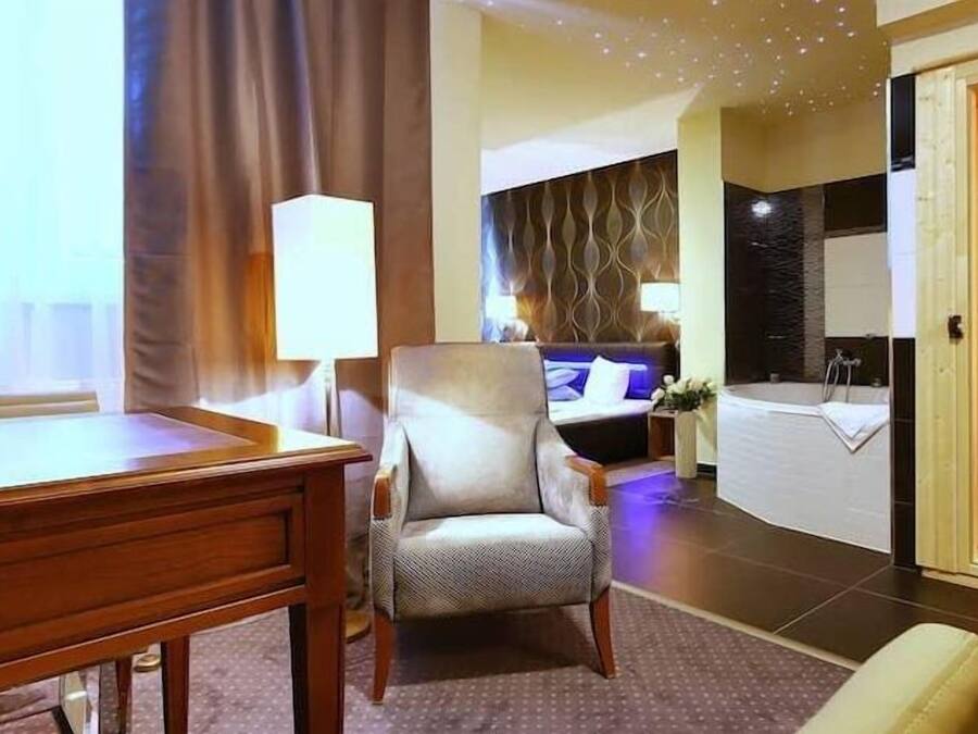 Deluxe Double Room (Tropic/with private sauna surcharge) | Terrace/patio