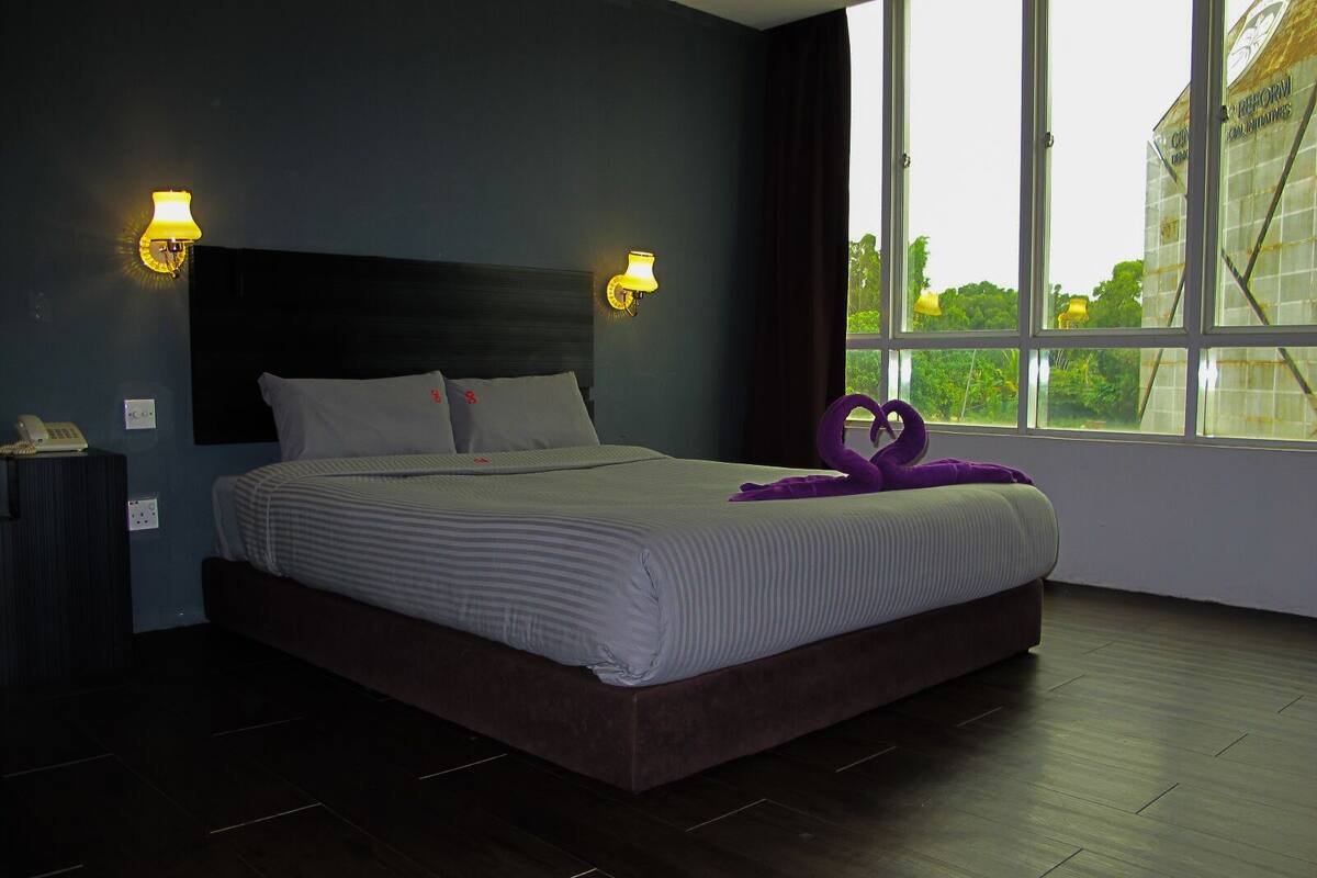 Habitación doble superior | 1 habitación, escritorio, tabla de planchar con plancha y wifi gratis