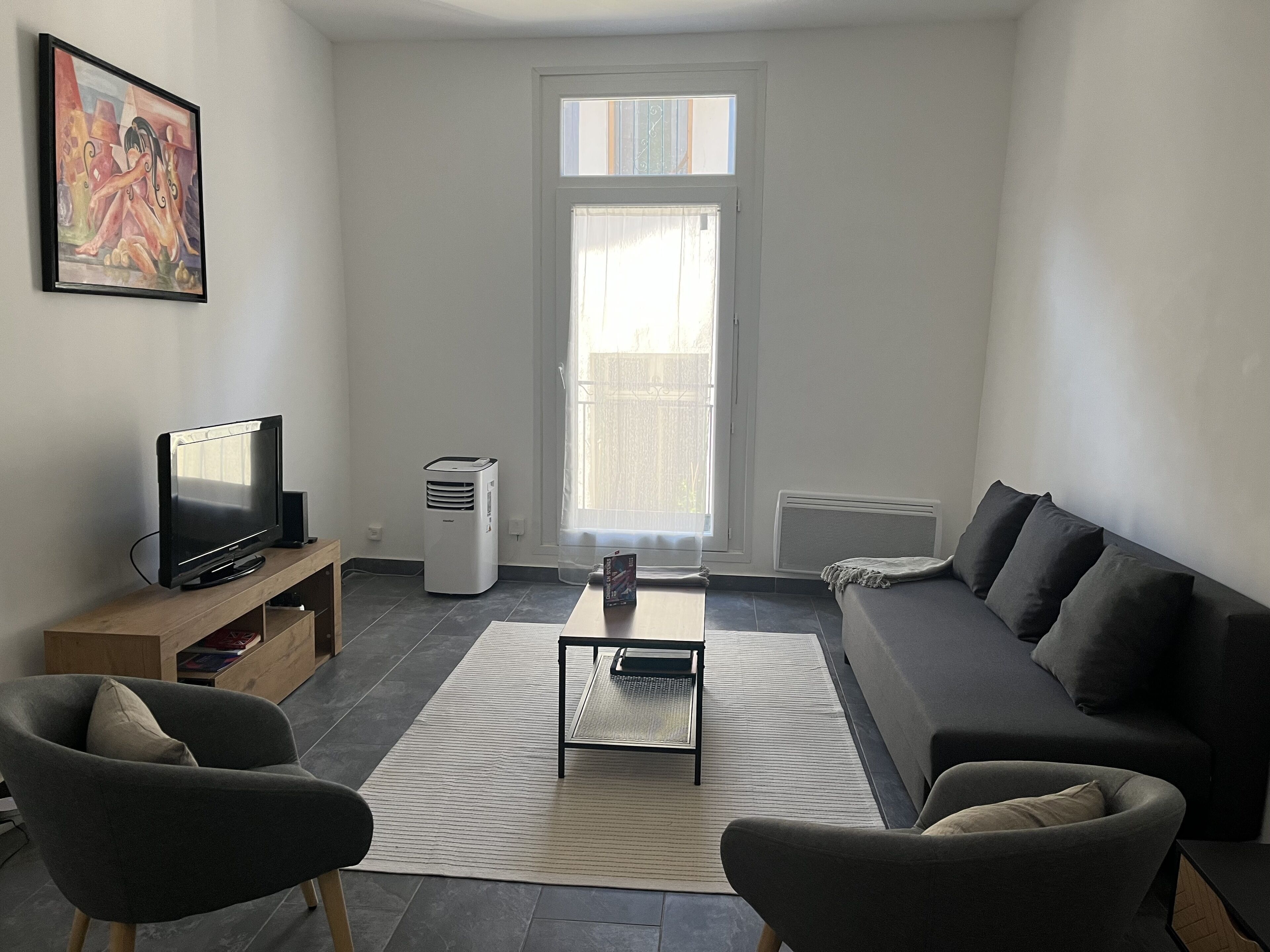 Confortable Maisonnette de Village Entièrement Rénovée