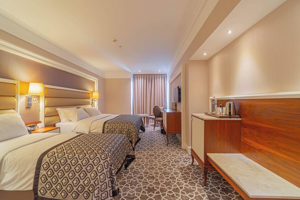 Deluxe Triple Room, 1 Double Bed