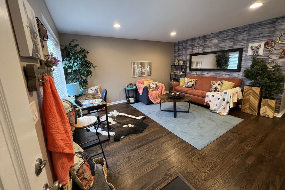 Spacious Home| Pet Friendly| Ideal for Long Stays