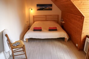 3 chambres, accès au Wi-Fi (inclus), literie fournie