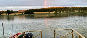 Gård med Egen sjö med Bryggbåt,nyrenoverat!