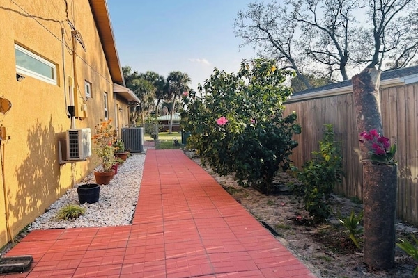 Enceinte de lâhĂ©bergement