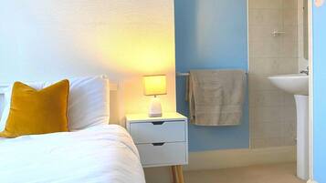 House, Multiple Beds