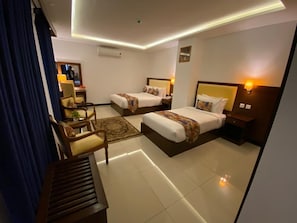 Twin Room | Laptop workspace, free WiFi