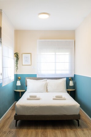 标准双人房 | 笔记本电脑工作区、免费 WiFi、床单