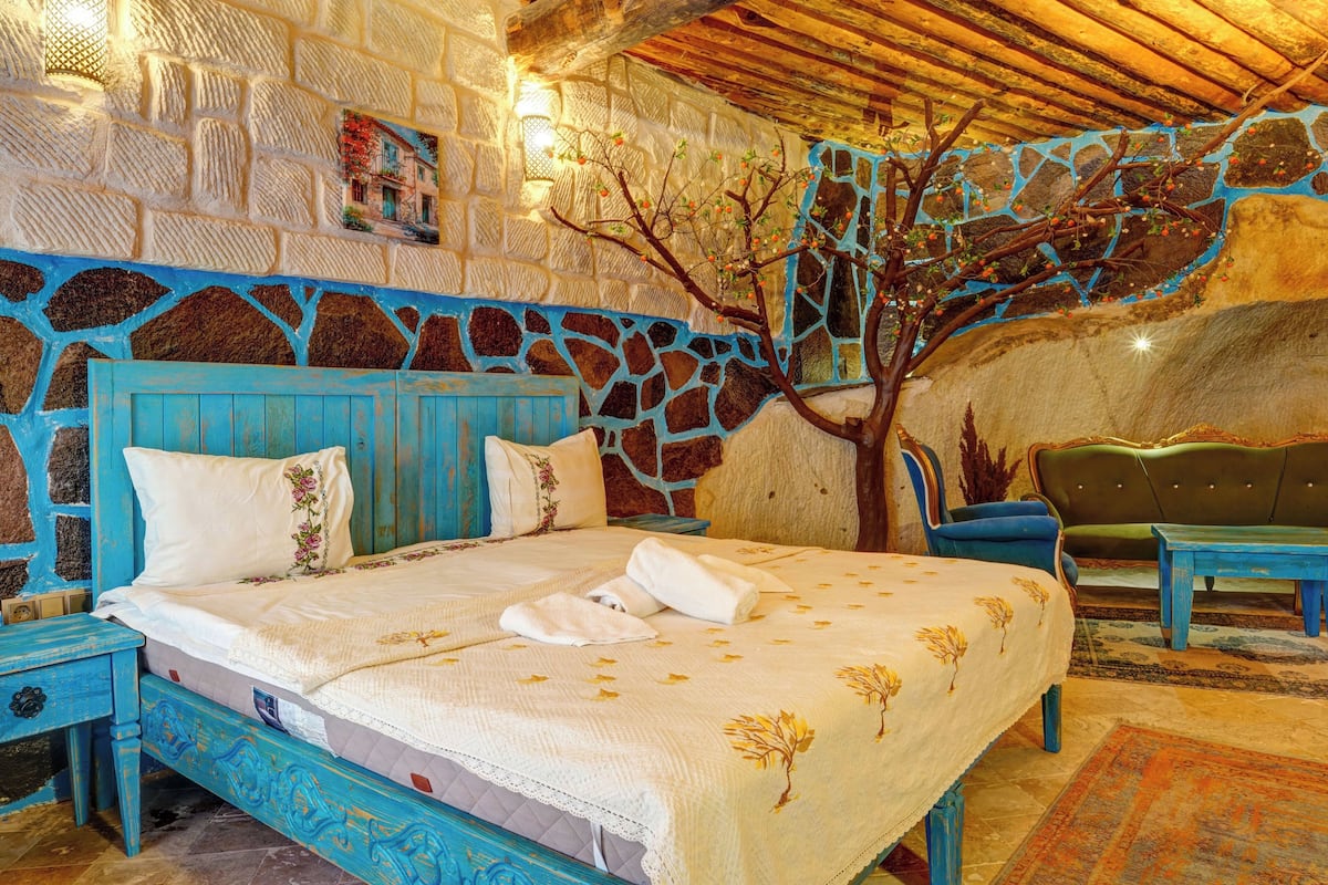 Deluxe Room | Egyptian cotton sheets, premium bedding, down comforters, minibar