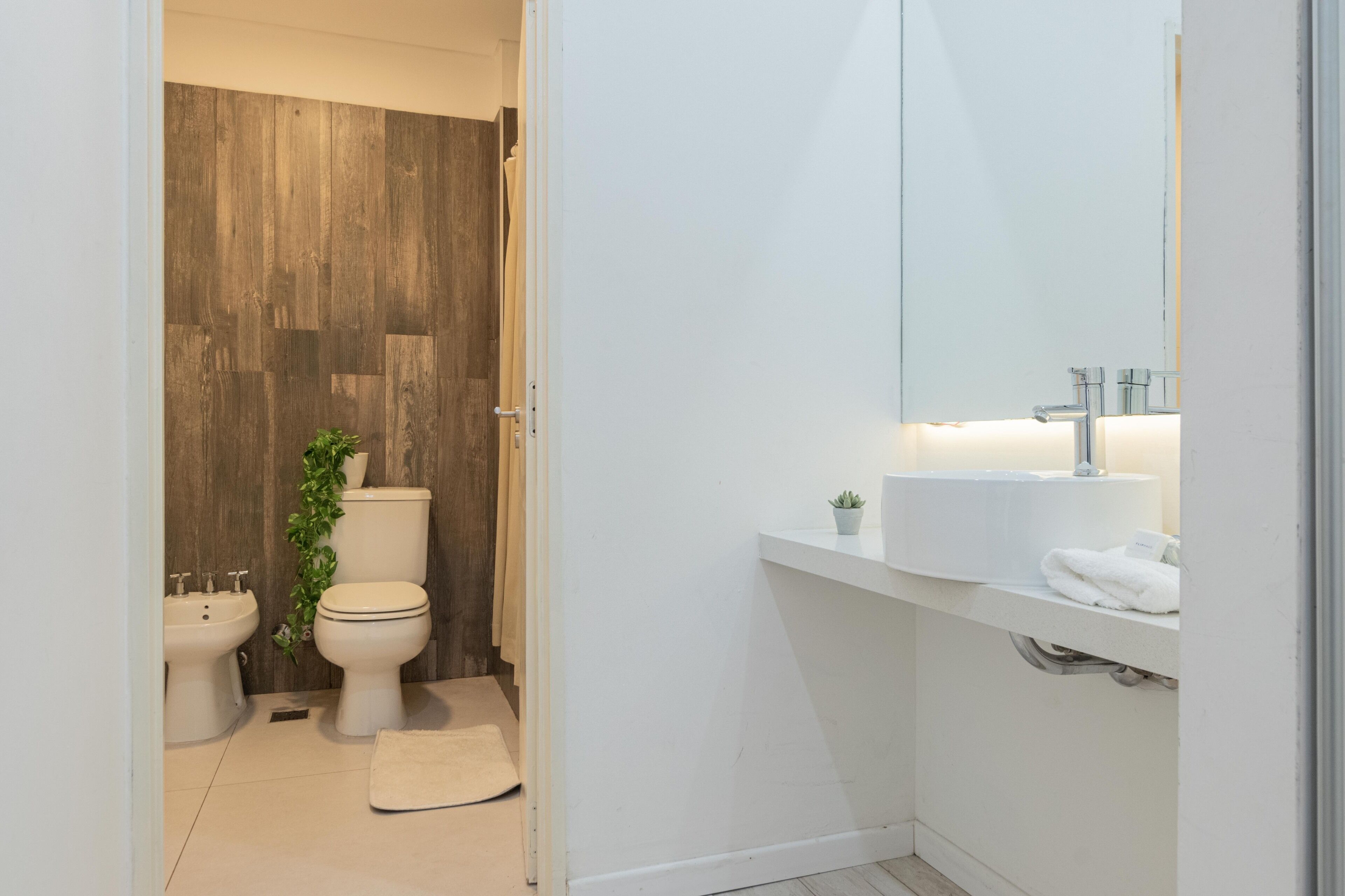 Fliphaus + SohoHaus Triplex ‘B' - Plaza Serrano