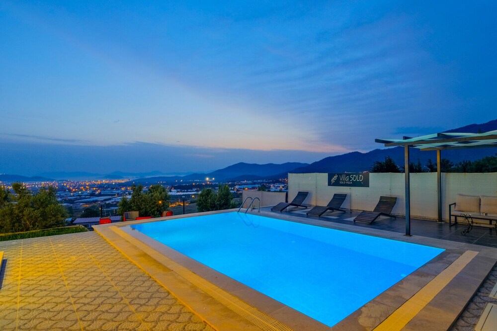 Luxury villa with private pool view and jacuzzi