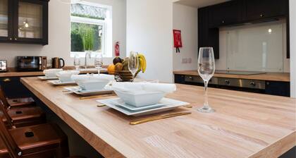 Wainfleet Skegness House by Paymán Club
