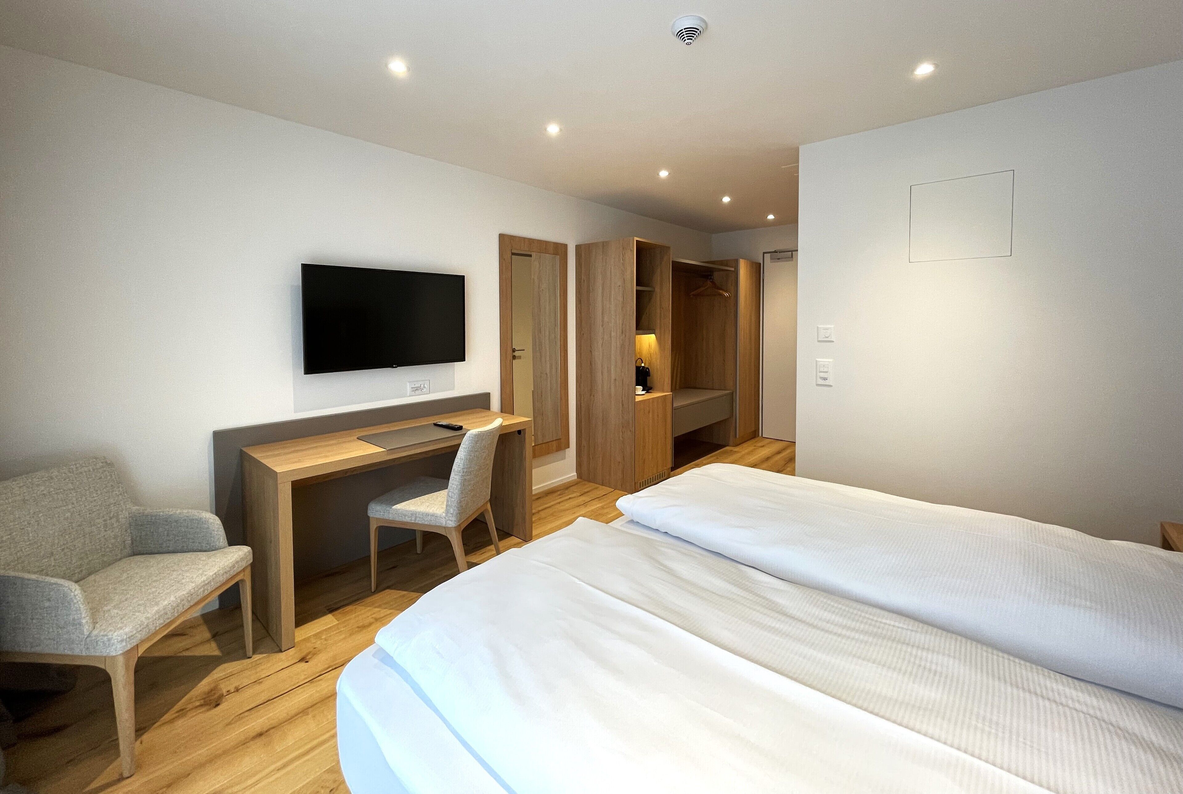 AARDO - kind of a hotel 'Self Check-in'