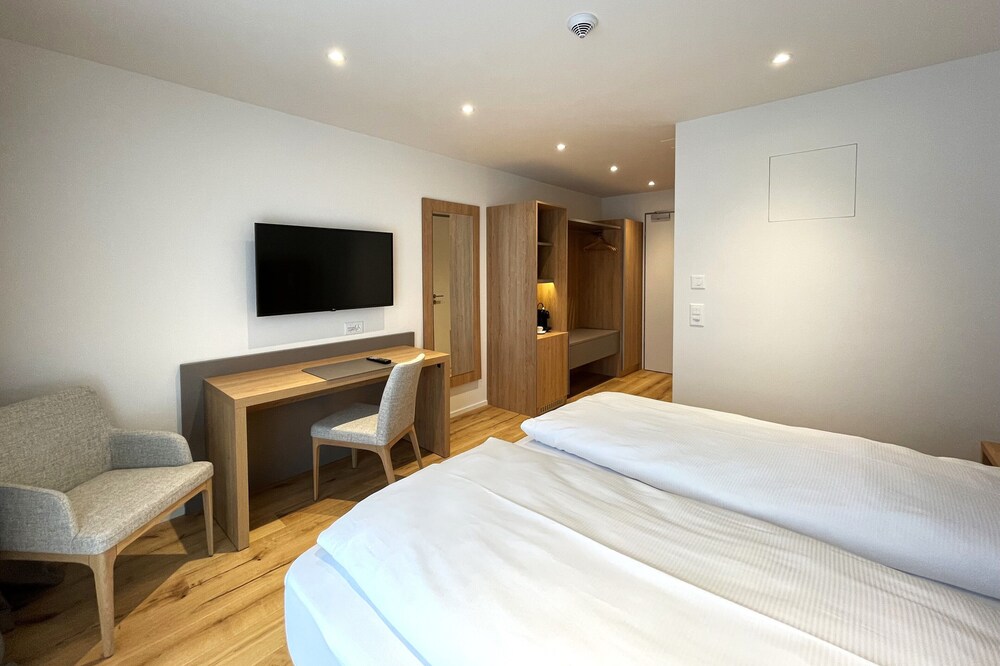 AARDO - kind of a hotel 'Self Check-in'