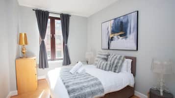 1 soverom, strykejern/-brett, wi-fi og sengetøy