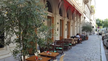 Ristorazione all'aperto