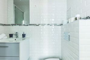 Hair dryer - Maison le Bac Apartments (Paris)