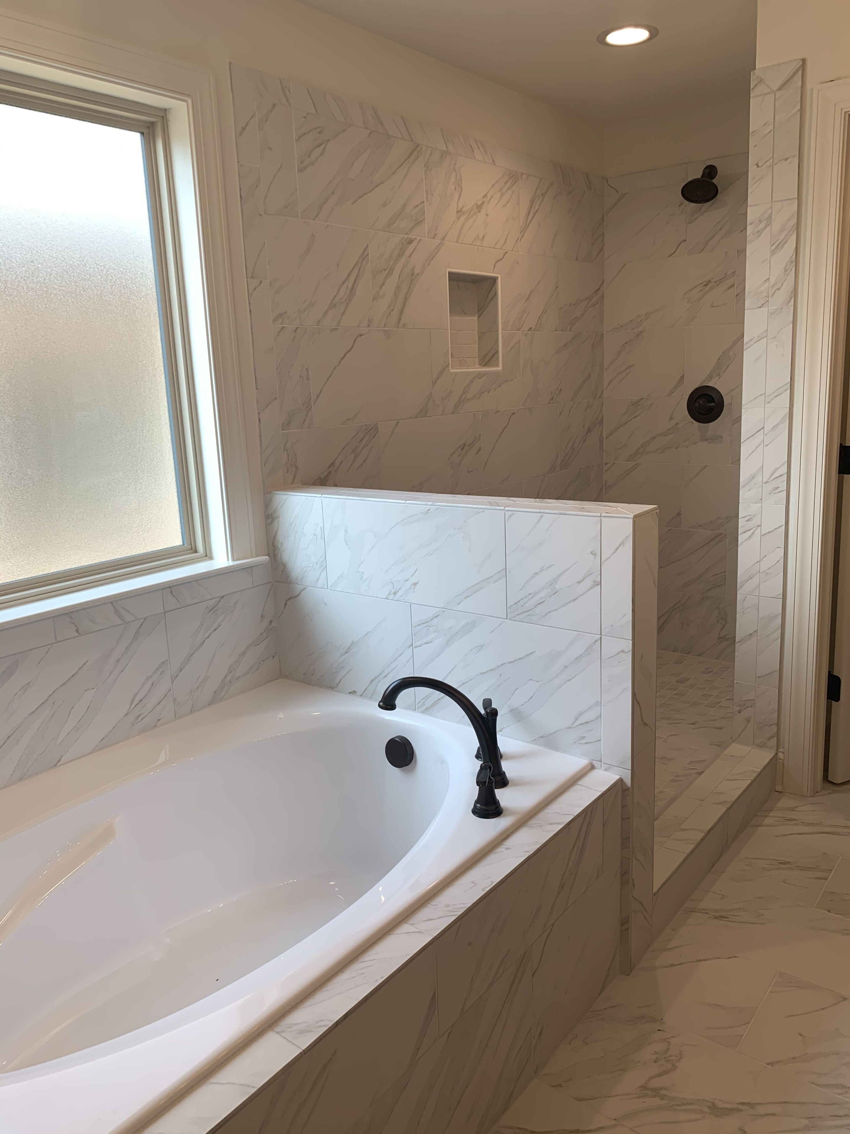 Beautiful Town Home just minutes from everything Chattanooga has to offer.......