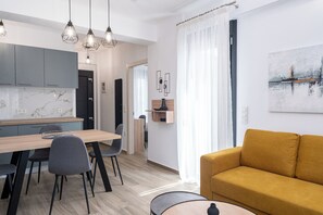 Loft, 2 Bedrooms | Living area