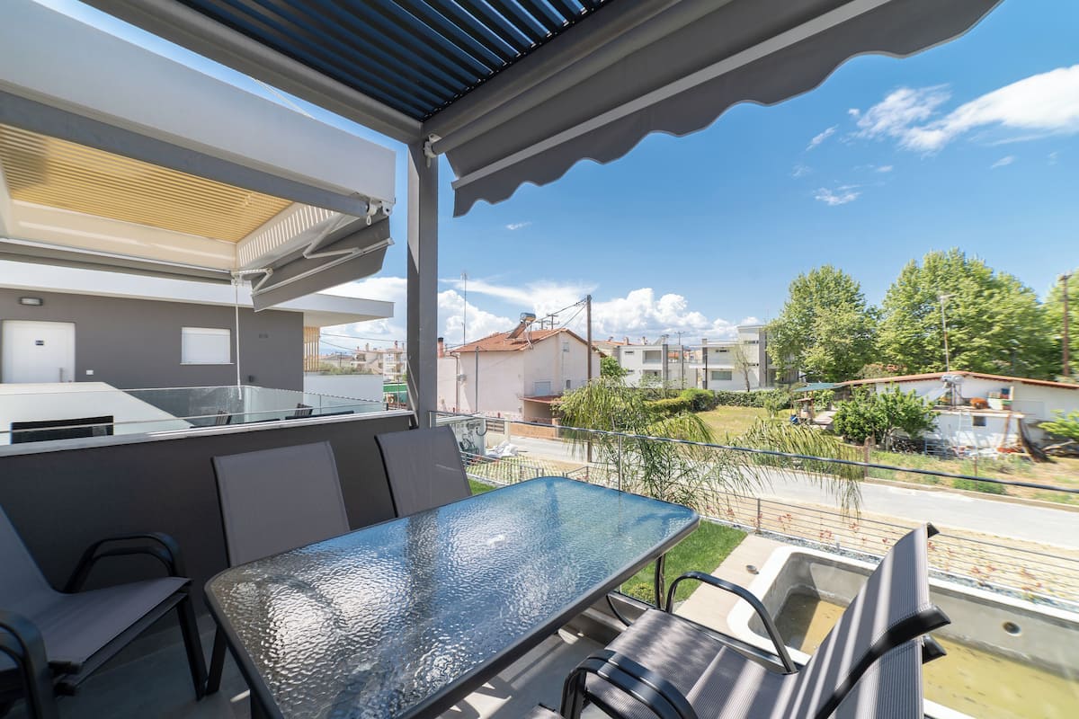 Loft, 2 Bedrooms, Pool Access | Terrace/patio