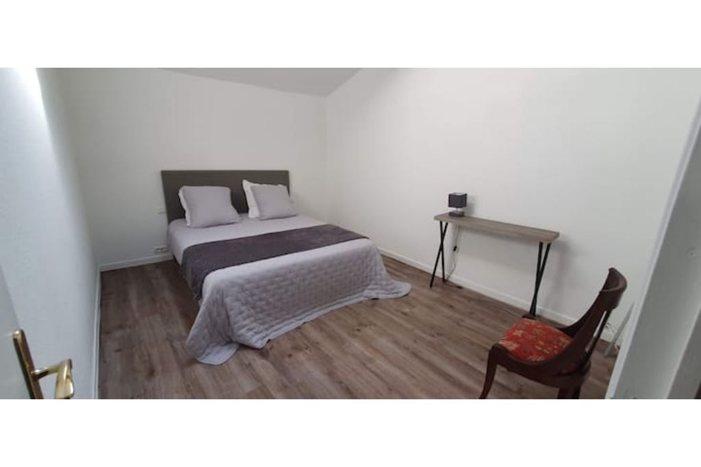 Gite du château l'ange au violon pour 5 à 16 pers à 10 mm de Carcassonne