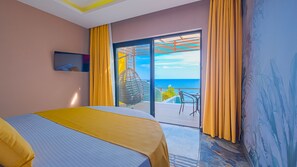 Honeymoon Double Room | Premium bedding, down comforters, free minibar, in-room safe - Feniks Hotel (Alanya)