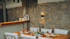 مطعم