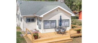 Remodeled! Enjoy the tranquility of a lakefront cottage on Van Etten Lake!