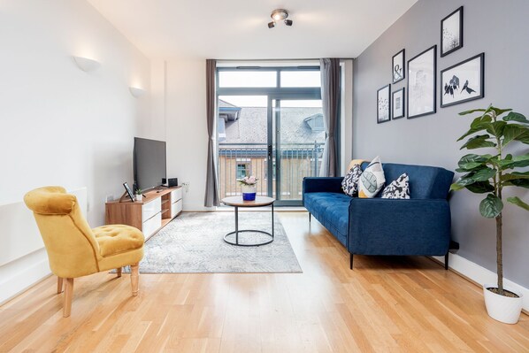 Departamento, baño en la habitación, vista a la ciudad (CH1) | Lounge