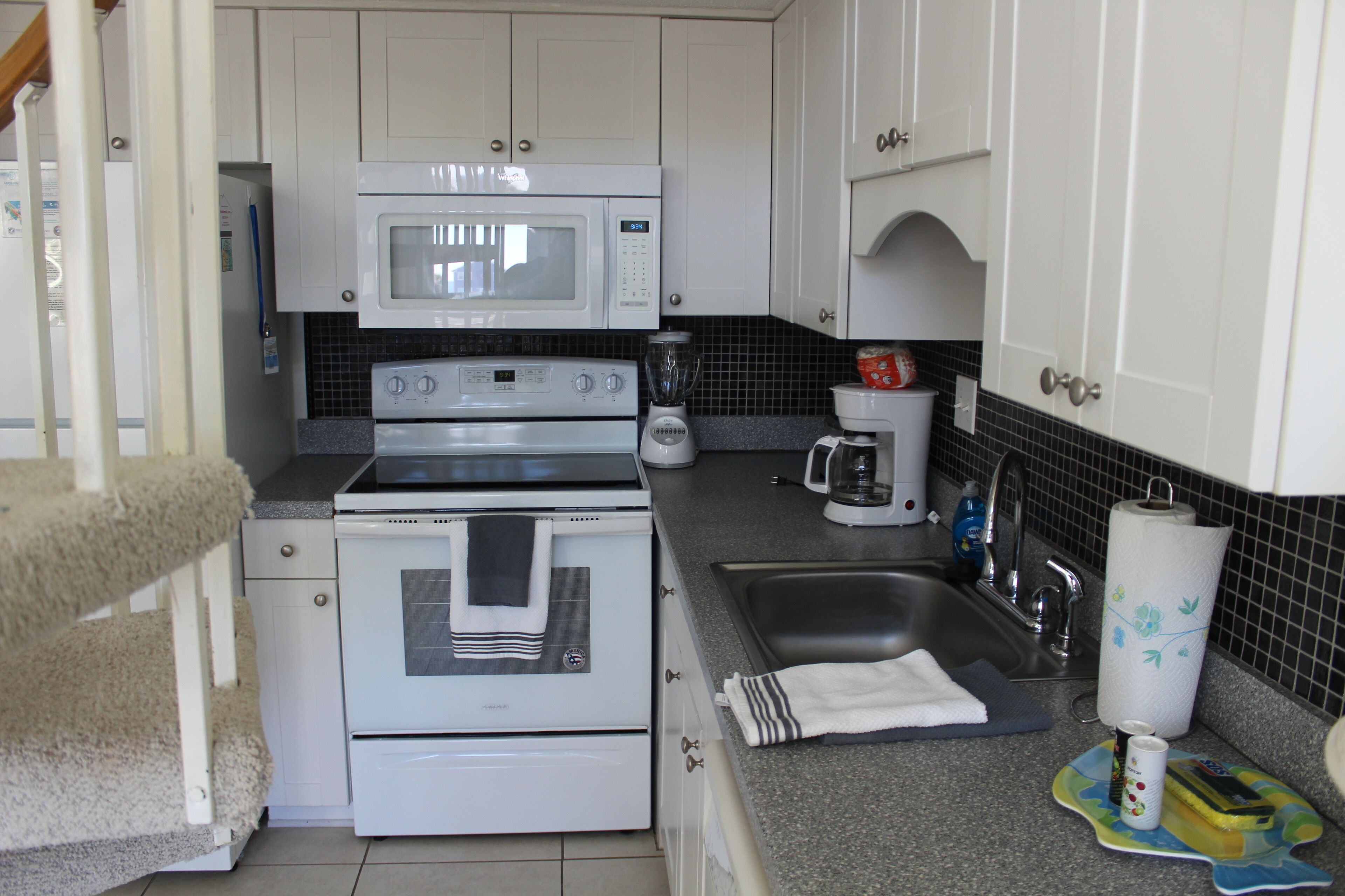 Good Times & Tan Lines-steps to the beach!