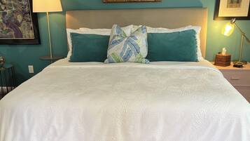 1 habitación, tabla de planchar con plancha, wifi gratis y ropa de cama