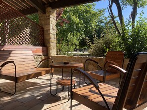 Signature-Doppelzimmer, Terrasse, zum Garten hin | Terrasse/Patio