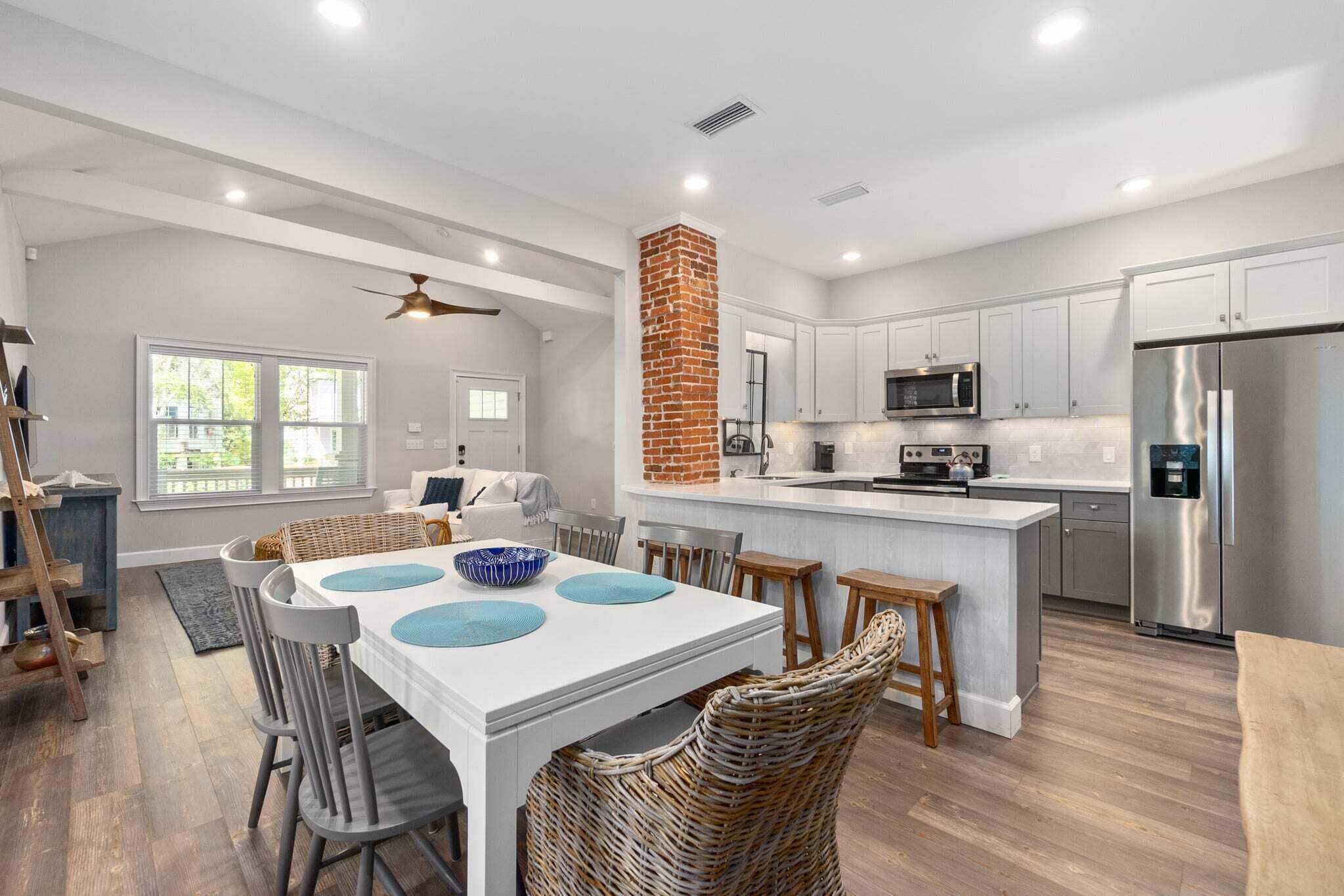 Oneida Charmed - Historic Cottage w/ Modern Flair