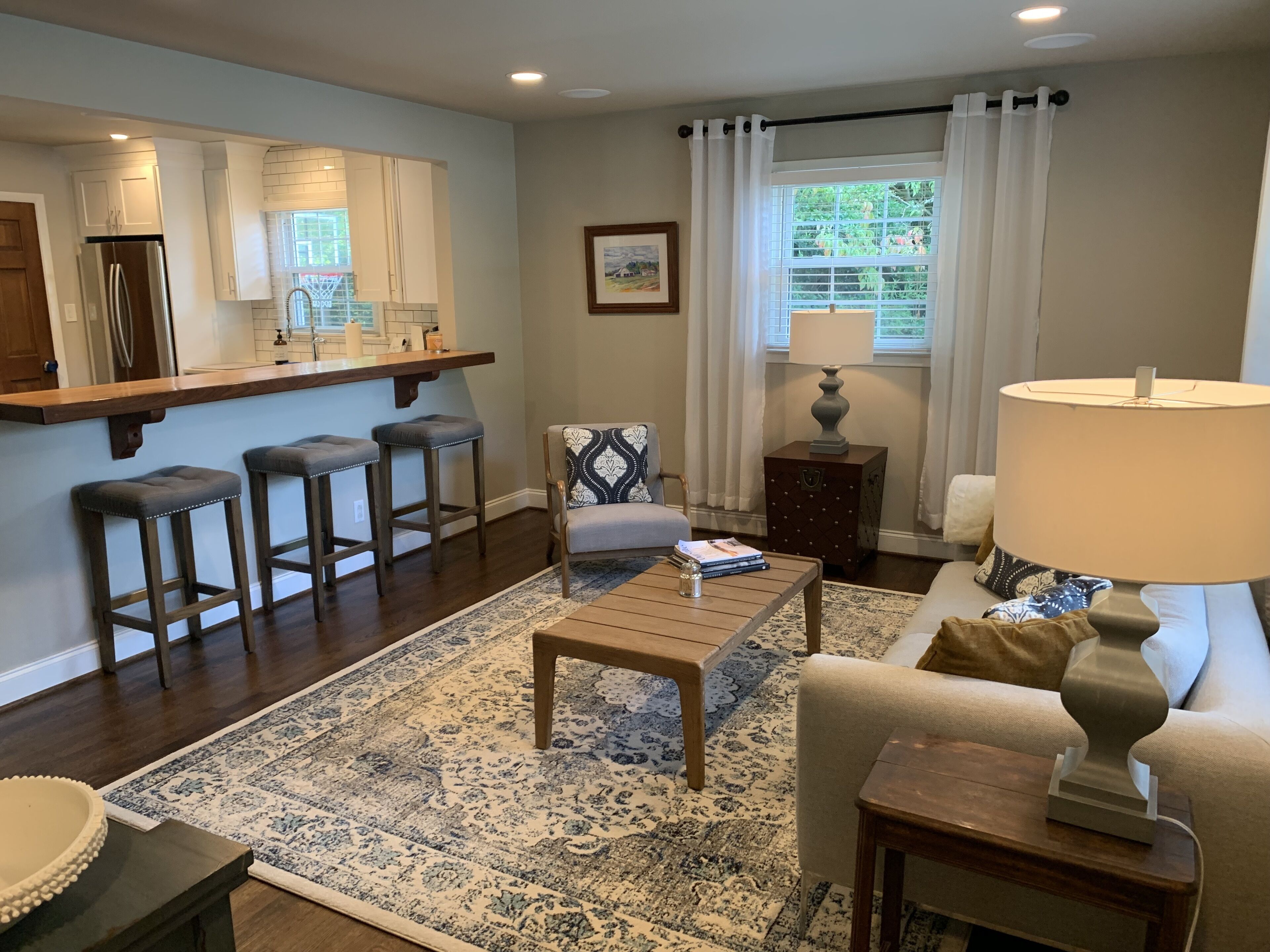 Charming Midtown Ranch - Walk to North Hills!